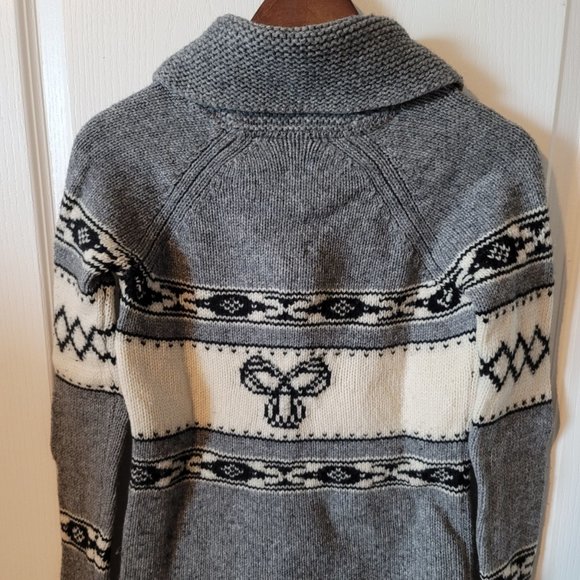 TNA Aritzia Knit 100% Lambs Wool Sweater S - Picture 2 of 3